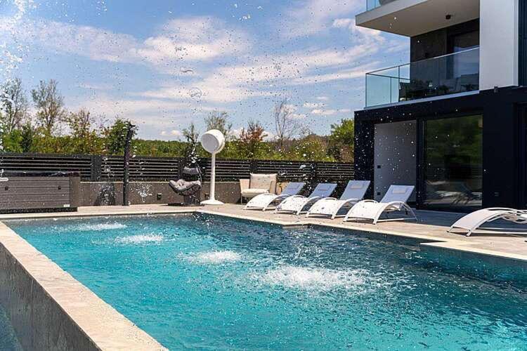 Seaview Apartment Фунтана Екстериор снимка