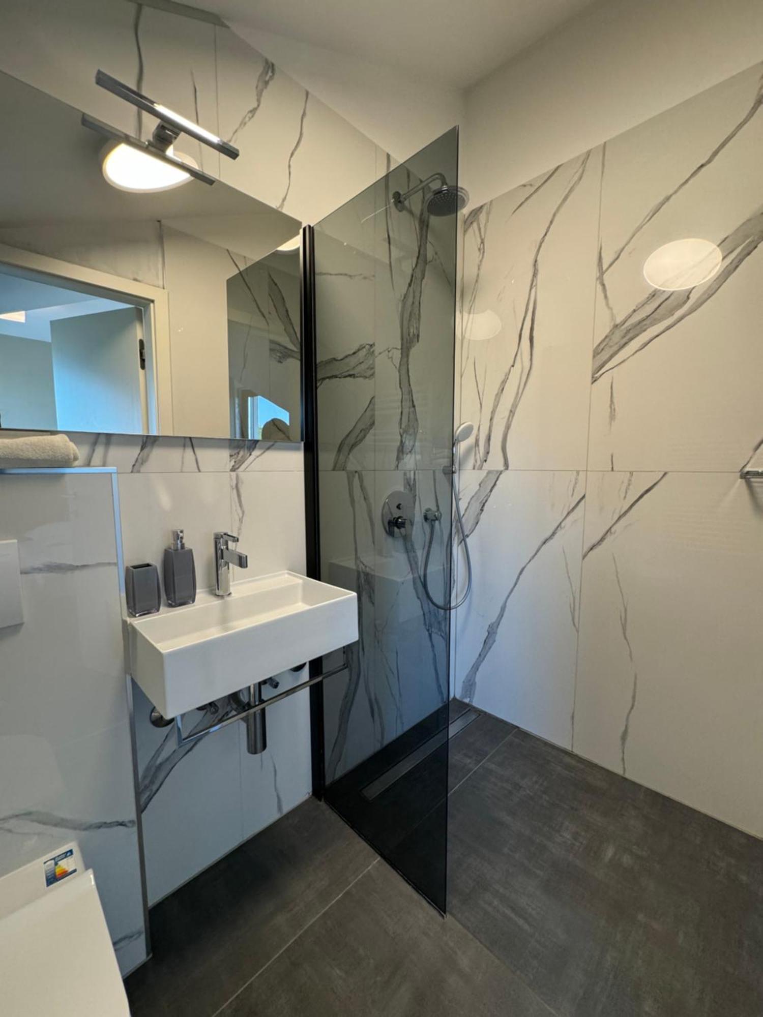 Seaview Apartment Фунтана Екстериор снимка